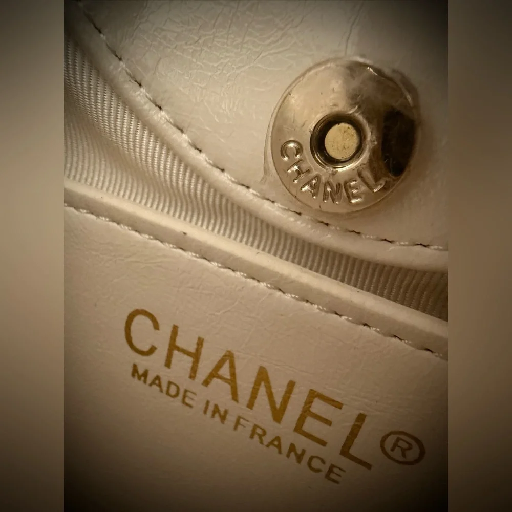 NIB CHANEL Makeup Beauty Bag - Picture 8 of 11